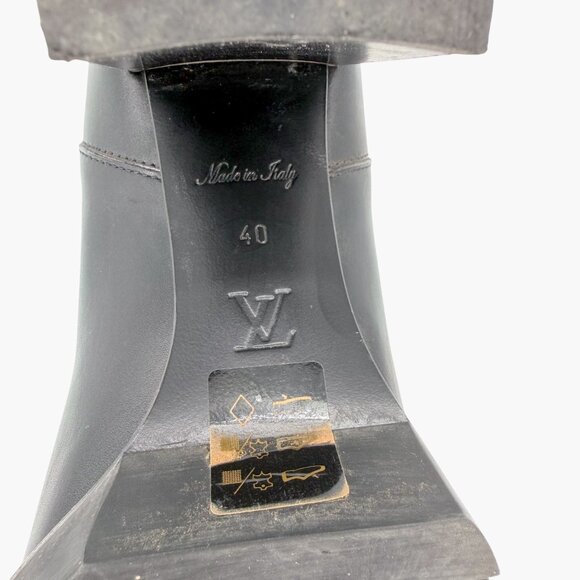 Louis Vuitton Star Trail LV Chelsea Ankle Boots Black Size 40 US 10 Women's - Picture 16 of 16